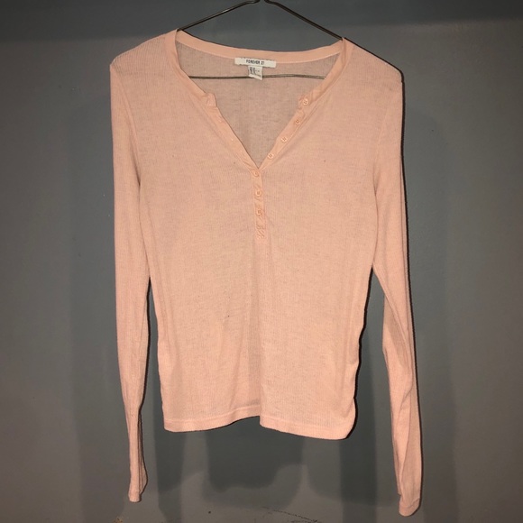 𝐏𝐈𝐍𝐊 𝐋𝐎𝐍𝐆 𝐒𝐋𝐄𝐄𝐕𝐄 𝐂𝐑𝐎𝐏 𝐓𝐎𝐏 - Picture 3 of 6